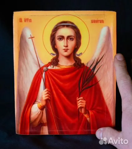 Ангел Хранитель" икона деревянная с ковчегом — красивый подарок