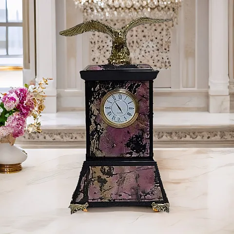 На память: Часы «Орёл» из родонита и долерита