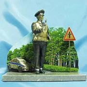 Бронзовый сувенир «За безопасность движения» — оригинальный подарок — фотография 2