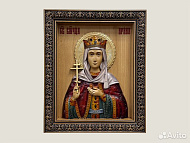 Икона резная из дерева Святая Ирина