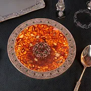 Подарочное блюдо сувенирное из янтаря — фотография 1