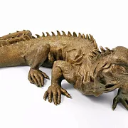 Подарочная скульптура из бронзы «Игуана» — фотография 2