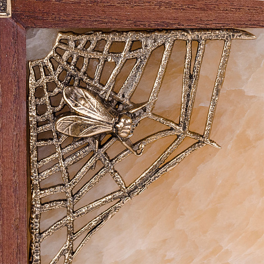 Бронзовая картина-панно на ониксе "Паук" купить с доставкой Бронзовая картина-панно на ониксе "Паук"
