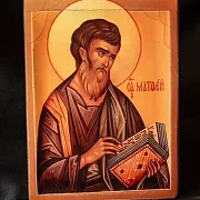 Икона деревянная "Святой Апостол Матвей" — оригинальный подарок — фотография 4